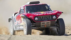 Dakar: Carlos Sainz vence 3.ª etapa e assume liderança dos automóveis