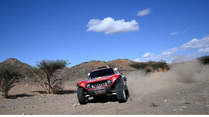 Dakar: Mudança de líderes e Paulo Gonçalves muito atrasado