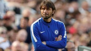 Revelado valor da milionária indemnização paga a Conte pelo Chelsea