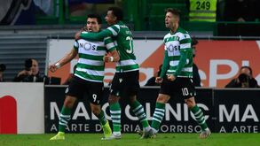 Acuña entre a saída e o aumento