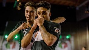 Eléctrico bate Quinta dos Lombos e segue para as meias-finais