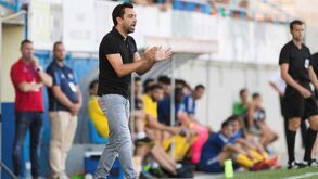 Barcelona reunido com Xavi em Doha