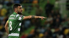 «Brunooooooo»: os 'tweets' de Rio Ferdinand que deixam Man. United e Sporting em alerta