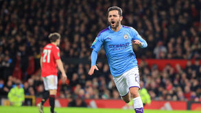 Bernardo Silva celebra golo do Benfica, é ofendido e responde desta forma