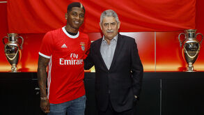 Oficial: Benfica anuncia contratação de Yony González