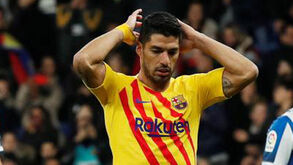 Luis Suárez não deverá jogar mais esta temporada