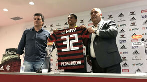 Novo reforço do Flamengo avisa: «Mister Jesus vai ter muito trabalho para montar a equipa»
