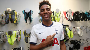Tottenham e Benfica oficializam transferência de Gedson Fernandes