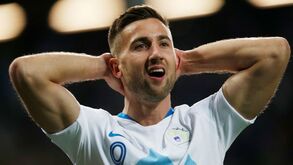 Sporting negoceia Sporar