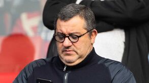 Mino Raiola: «Os adeptos não acham que agentes ganham demasiado...»