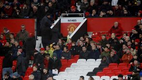 Acabou-se a paciência: adeptos do Manchester United vão abandonar Old Trafford em protesto