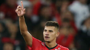 Bruno Guimarães entra para o top 15 das maiores vendas do Brasil: negócio de 2013 é o líder