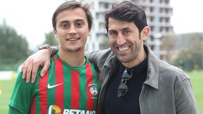 Manuel Caneira: Avançado carrega o nome da família