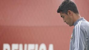 Bruno Lage admite reforços e central continua nos planos do Benfica