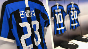 Inter com camisola especial frente ao Cagliari