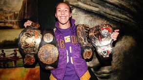O brutal KO que colocou Cris Cyborg na história do MMA