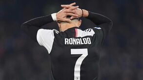 Cristiano Ronaldo presta tributo a Kobe: «Uma verdadeira lenda e uma inspiração para tantas pessoas»