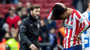João Félix lesionado em vésperas do clássico de Madrid