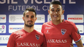 Gil Vicente apresenta dois reforços