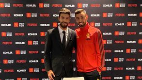 Oficial: Bruno Fernandes já assinou contrato com o Manchester United