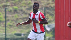 Leixões oficializa transferência de Onana para o Lille