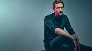 Crouch relembra ‘flops’ do United e deixa aviso a Bruno Fernandes