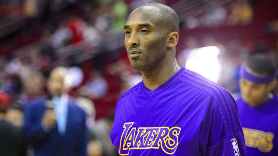 Kobe Bryant morre num acidente de helicóptero. Há 9 vítimas