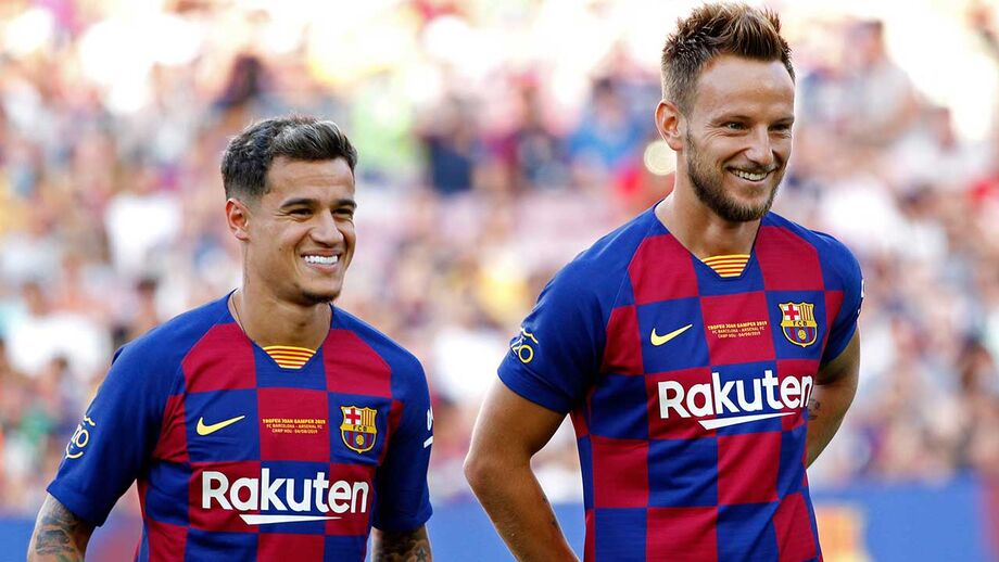 Barcelona tenta 'despachar' Coutinho e Rakitic antes do fecho de mercado