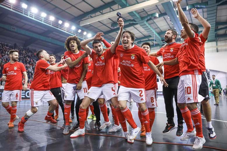 Taça de Portugal de Futsal: Benfica bate Sporting nos penáltis, Diário  Económico / Financial Times