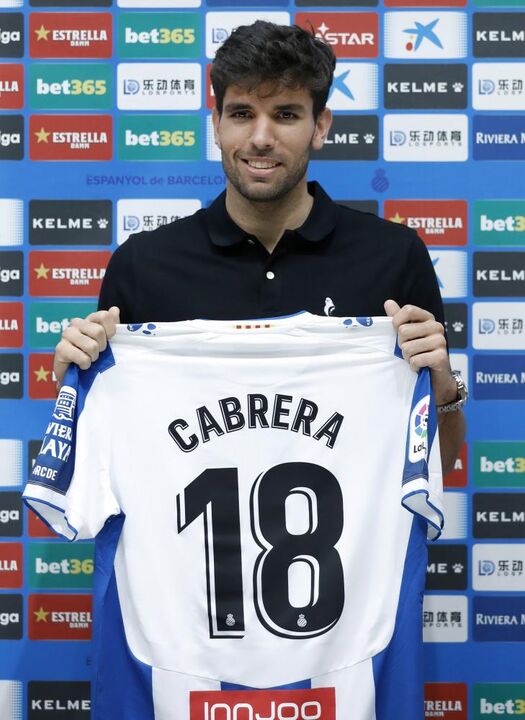 Leandro Cabrera - Saiu do Getafe para Espanyol por 9 milhões de euros