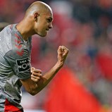 Árbitro não viu 'manguito' de Raúl Silva para os adeptos do Benfica