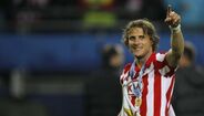 Diego Forlán (filho) - Depois da carreira de sucesso do seu pai, seria difícil elevar a fasquia, mas Diego conseguiu. Formado no modesto, o ex-internacional uruguaio passou ainda por clubes como, mas foi com a camisola do Atlético Madrid que tornou-se uma figura do futebol mundial - a par do caminho traçado pela seleção. Durante a passagem pelos colchoneros, Forlán somou 198 partidas, tendo marcado 96 golos e feito 32 assistências. Pelo Uruguai registou 112 partidas, tendo apontado 36 tentos. Durante a sua carreira, Diego conquistou uma Liga Europa, uma Supertaça Europeia, uma Copa América, uma Premier League, uma Taça de Inglaterra, uma Supertaça de Inglaterra e um campeonato uruguaio pelo Peñarol, tal como o seu pai.