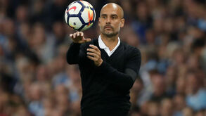 Guardiola: «Eu como jogador? Era lento, não tinha remate nem drible e era pobre no jogo aéreo»