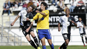 Farense-Estoril, 0-2: equipa da Linha surpreende líder e aproxima-se da zona de subida 