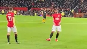 Adeptos envolvem-se em confrontos após Benfica-Sporting em futsal