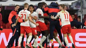 Leipzig empata na receção ao M'gladbach e Bayern Munique é o novo líder