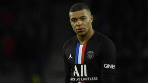Mbappé coloca 'like' em publicação sobre triunfo do Real Madrid e gera polémica