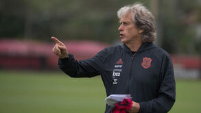 Neto arrasa Jorge Jesus: «É mascarado, o Flamengo é muito maior»