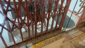 Casas do Benfica em Gondomar e Barcelos vandalizadas com urina, pedras e ovos