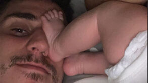 As curiosas fotos de Gabriel a poucas horas do clássico