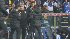 As reações de Sérgio Conceição e Bruno Lage ao clássico: um manteve-se sereno, o outro mostrou sair de cabeça erguida