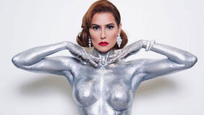 Deborah Secco a nu já não deixa nada para o Carnaval