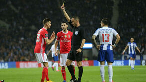 Benfica vai pedir despenalização do amarelo de Weigl 