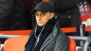 Mourinho tentou passar despercebido mas alemães 'apanharam-no'