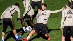 Os 20 clubes com pior balanço entre compras e vendas de jogadores