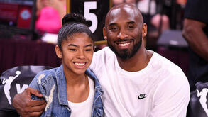 Viúva de Kobe Bryant altera nome da fundação e explica: «Não existe o nº 24 sem o nº 2»