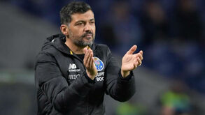 Sérgio Conceição recebe novidades do departamento médico do FC Porto