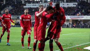 Bayer Leverkusen vence antes da receção ao FC Porto