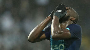 Mundo do desporto une-se para repudiar insultos racistas a Marega