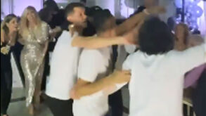 Festa foi quebra-cabeças para Wanda Nara mas jogadores do PSG souberam aproveitar tudo